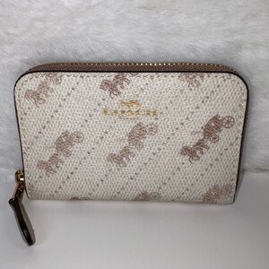 Coach Zip Around Card/Coin Case In Horse and Carriage Dot Print